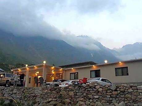 Fabssgo Hotel Naran