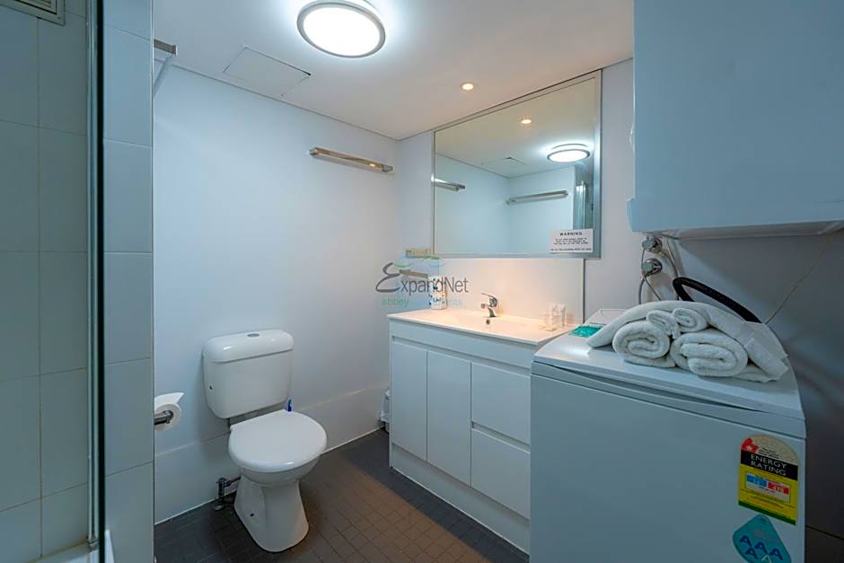 Abbey On Roma Hotel & Apartments