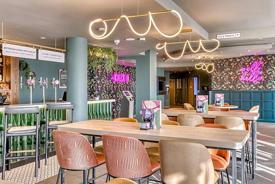 Premier Inn Southampton City Centre - West Quay