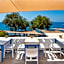 Akrotiri Hotel