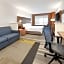 Holiday Inn Express & Suites Mitchell By IHG