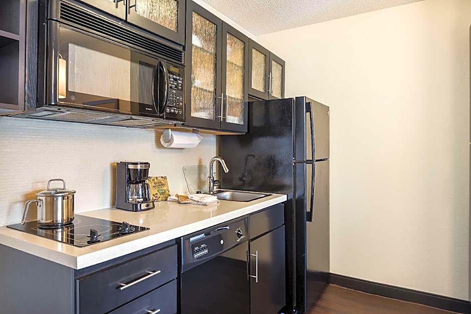 Sonesta Simply Suites Houston Brookhollow