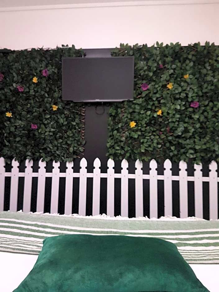 Archies Bunker Affordable Accommodation