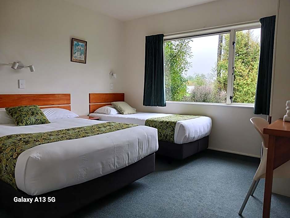 Anatoki Lodge Motel