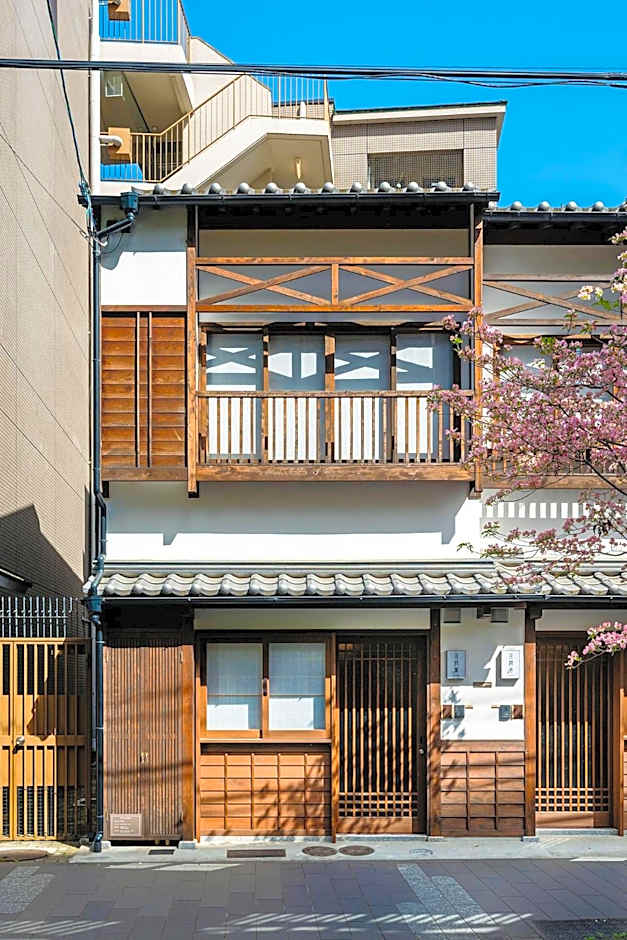 Hanakagari Machiya House