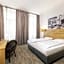 City Hotel Ring