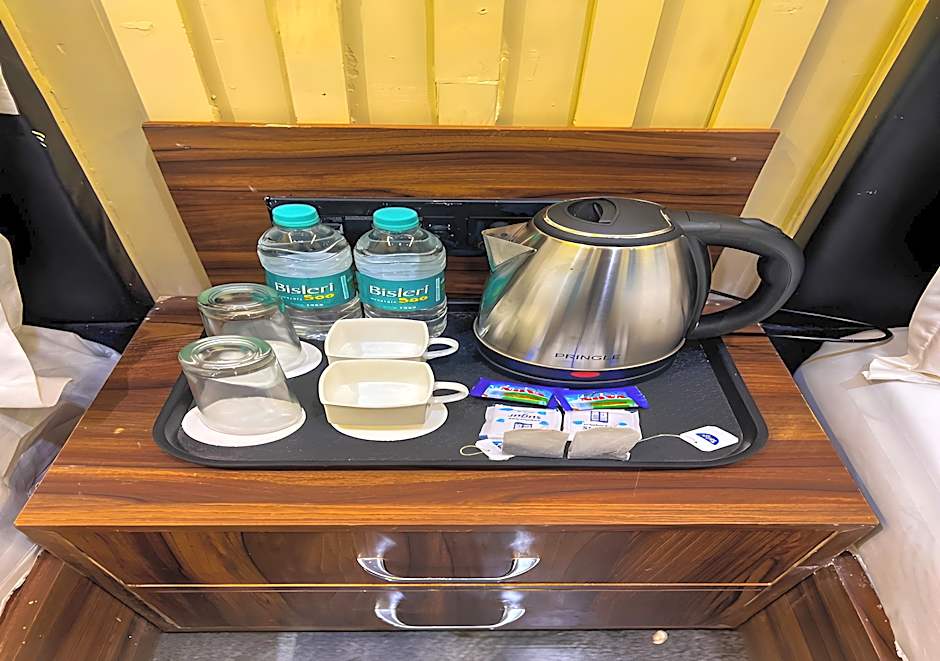 Hotel Gsm – Vrindavan, NC