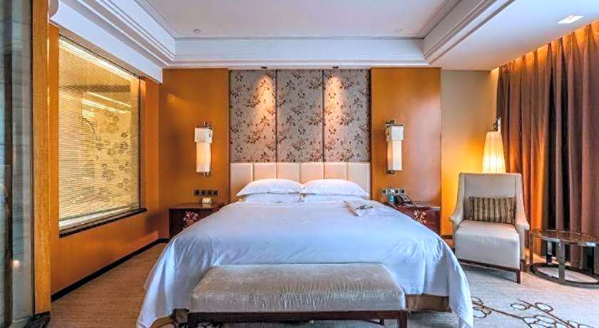 Zhangjiagang Zhonglian GDH International  Hotel