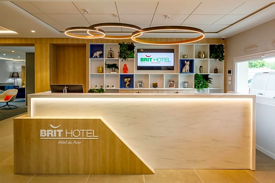 Brit Hotel Du Parc - Fougères
