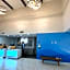 Holiday Inn Express Hotel & Suites Marina By IHG