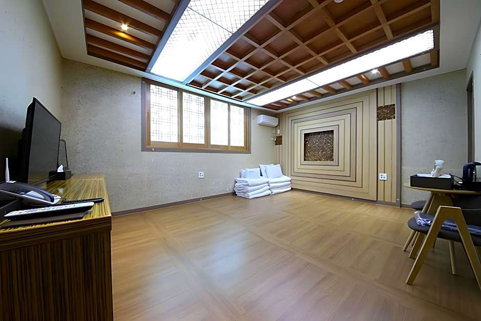 Hanok Hotel Kung
