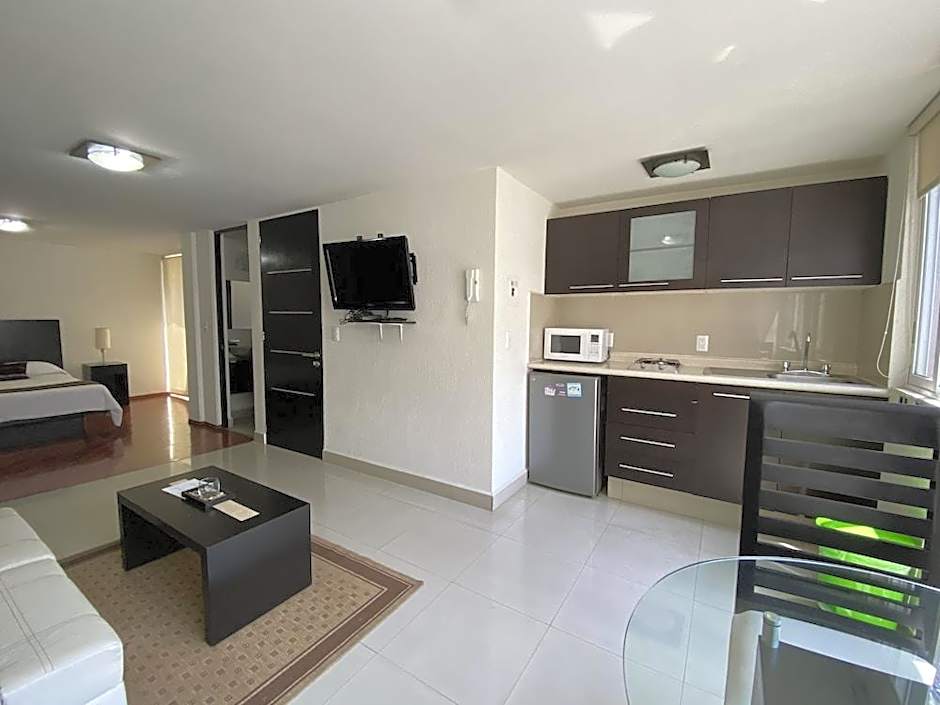 Grupo Kings Suites Chimborazo 567