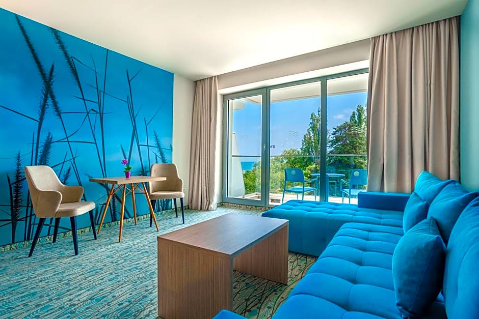 Astoria Hotel All Inclusive- Private Beach & Beach Club