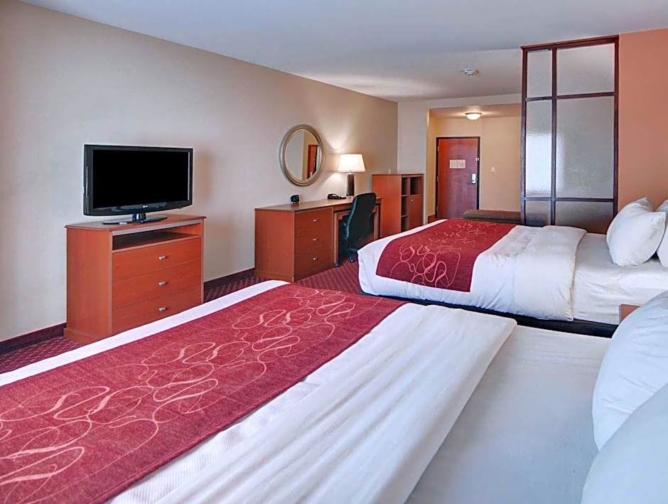 Quality Suites Near Cedar Creek Lake
