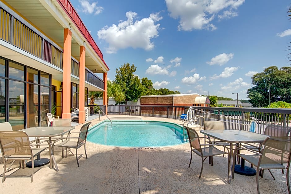 OYO Hotel Hinesville Oglethorpe