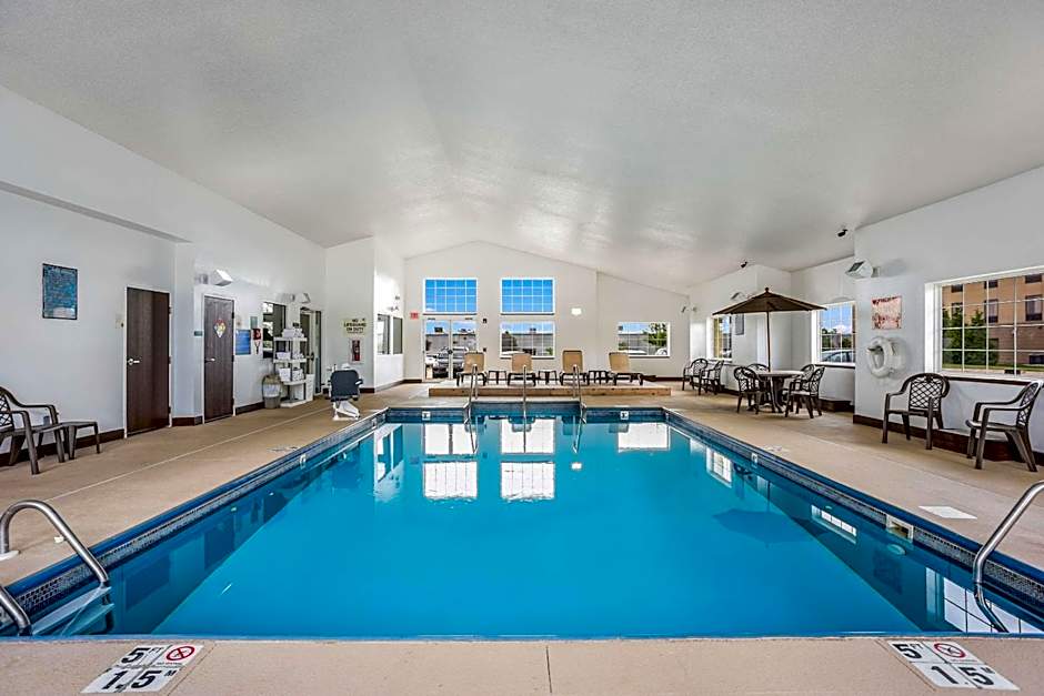 MainStay Suites Cedar Rapids North - Marion