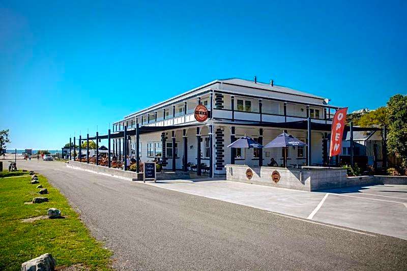 The Pier Hotel