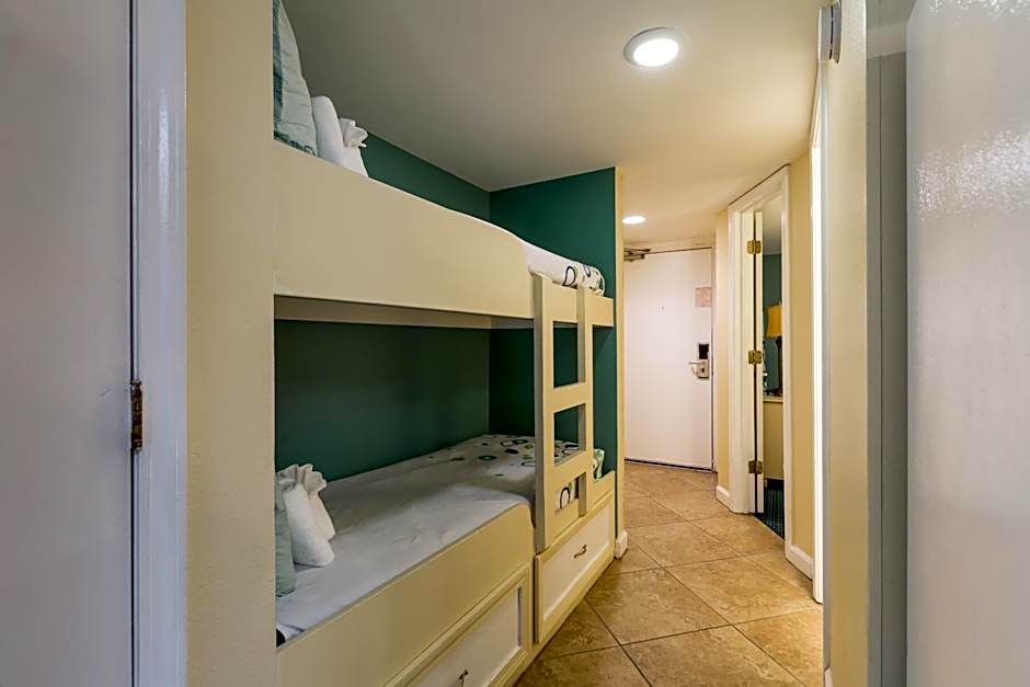 Peppertree by the Sea