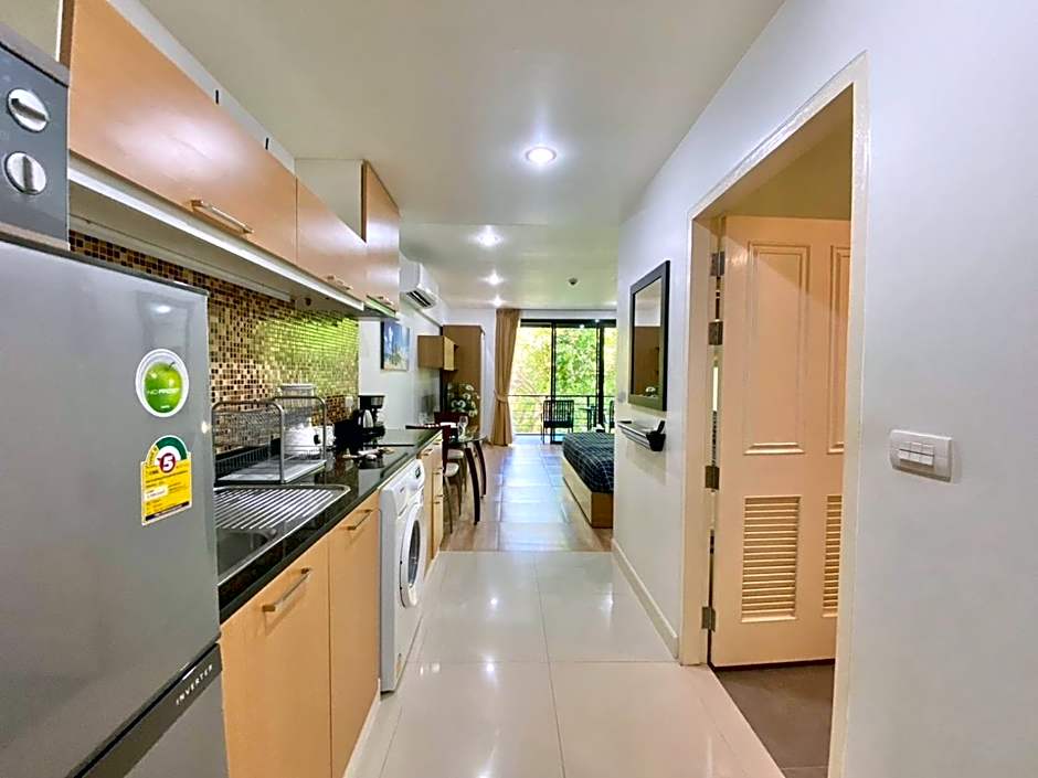 Patong - The Unity Seaview & Mountain Residence