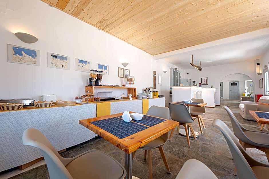 Naoussa Hotel Paros by Booking Kottas