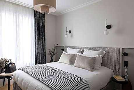 Best Western Premier The Blake Paris Gare Saint Lazare