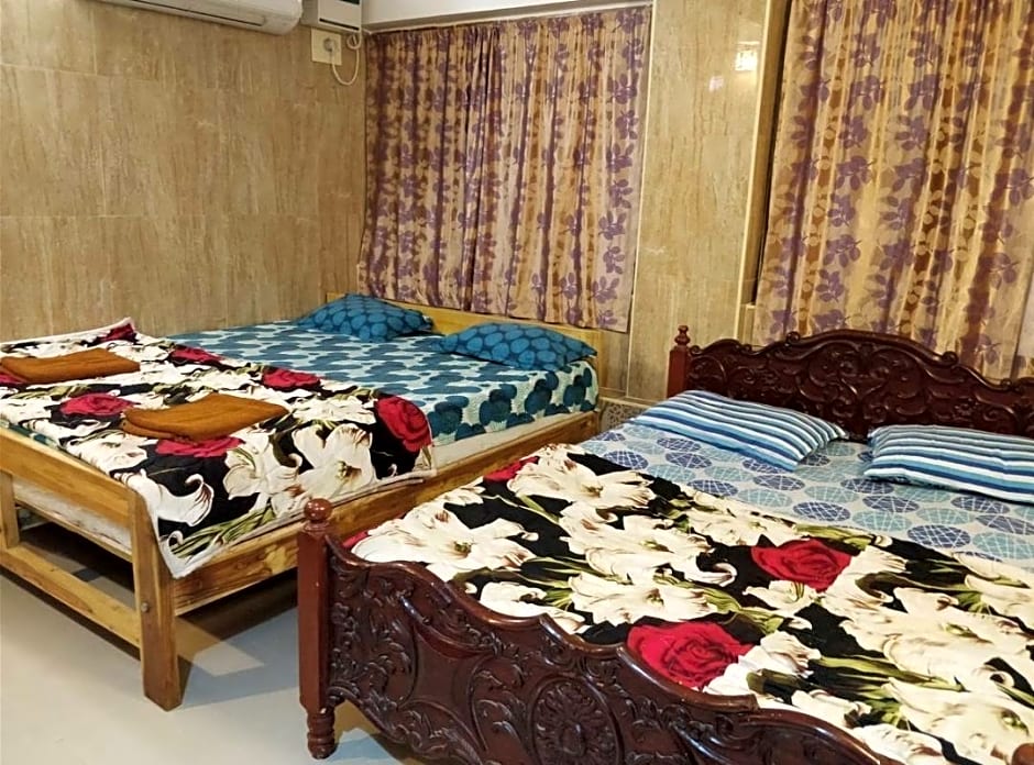 Rajalakshmi Guest House