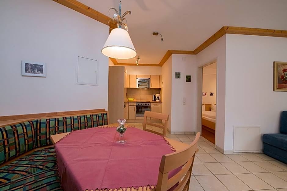 Landhaus Charlotte am Geigenbuehel -Apartments