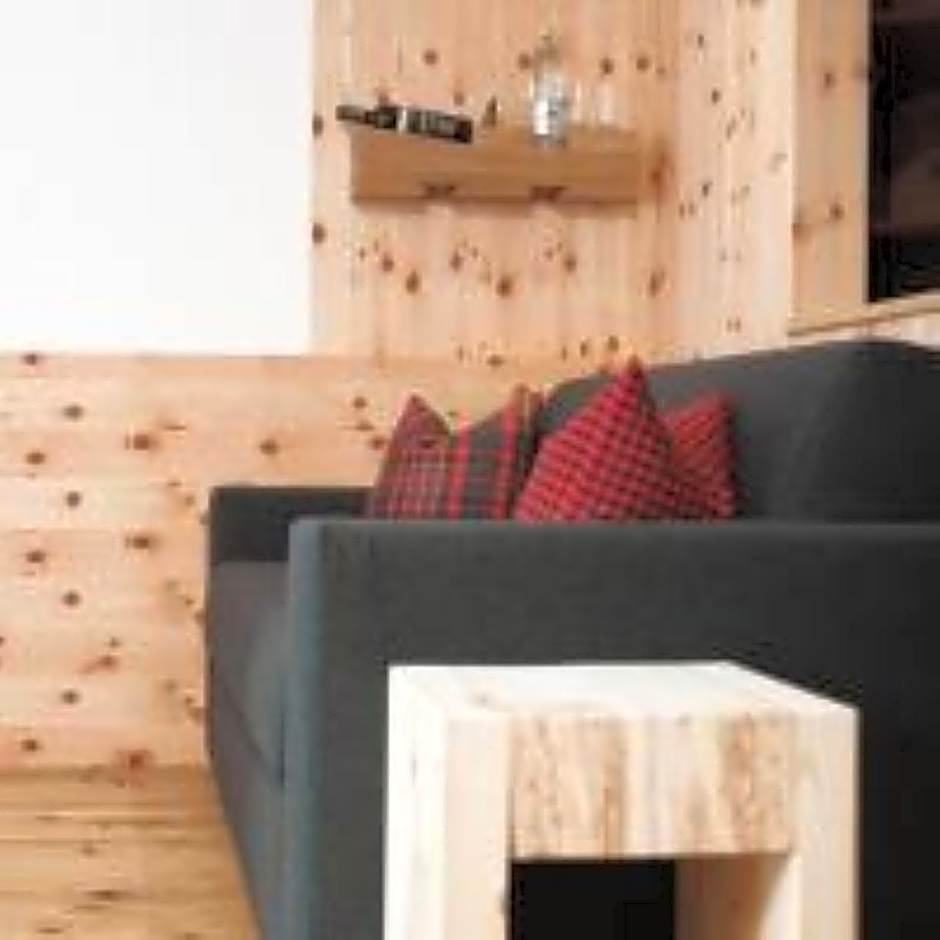 Mondschein Hotel & Chalet Ski-In Ski-Out Luxus am Arlberg