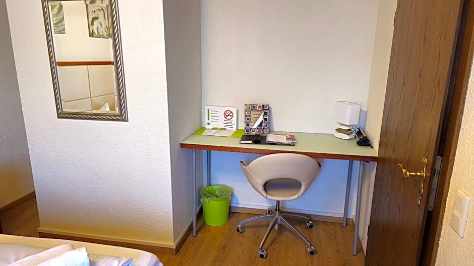 Hotel Avenue Altenfurt