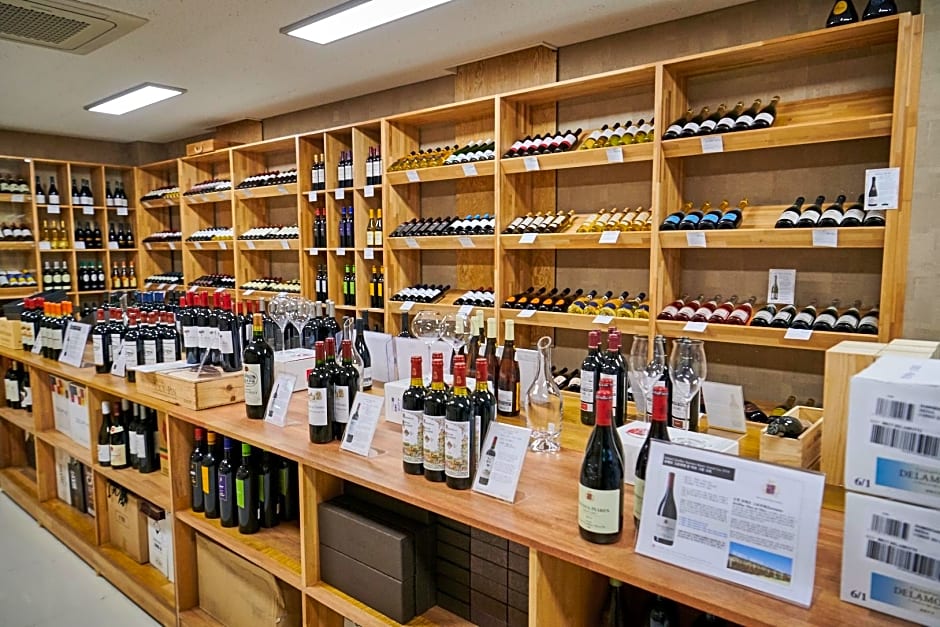 Benikea Jungmun Hotel