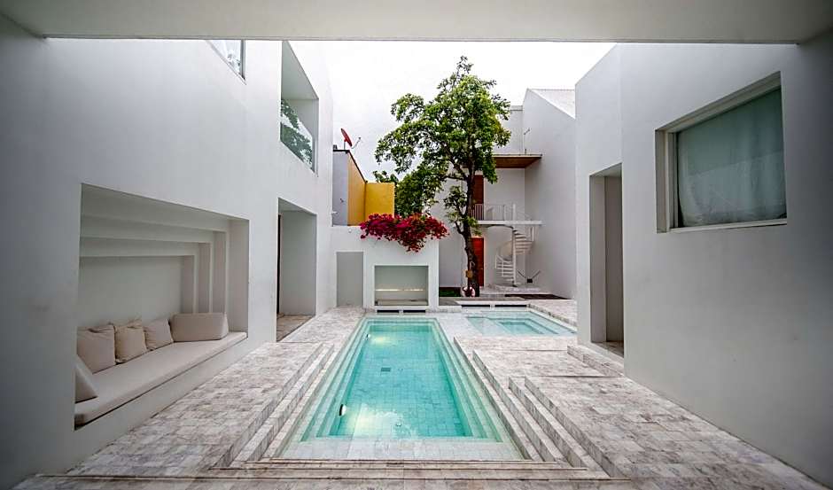 Sala Ayutthaya