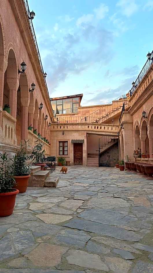 Nature Park Cave Hotel