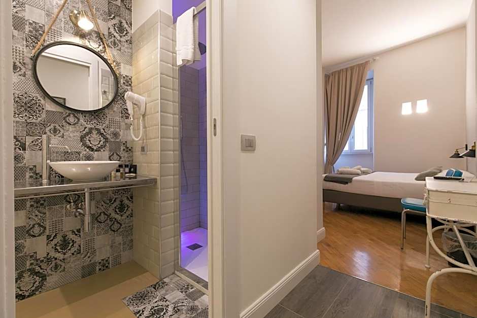 Trevi Contemporary Suite