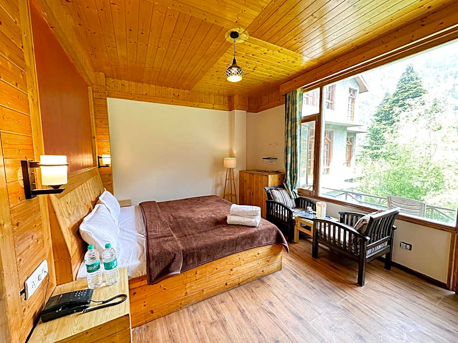 The Grand Welcome – Manali, PA