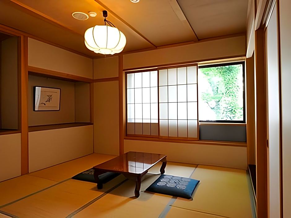 Hakuba Onsen Ryokan Shirouma-So