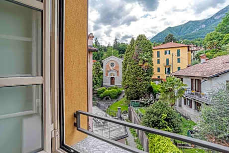 Deluxe Apartment with Garden View