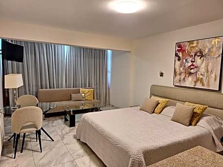 Marianna Hotel Apartments