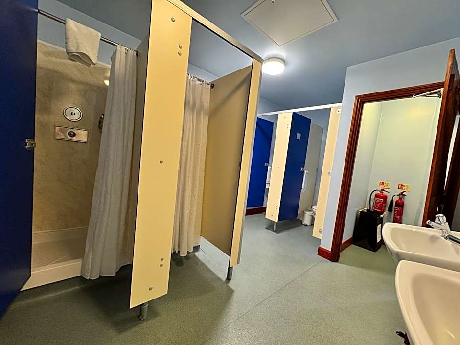 Lands End Hostel and B&B