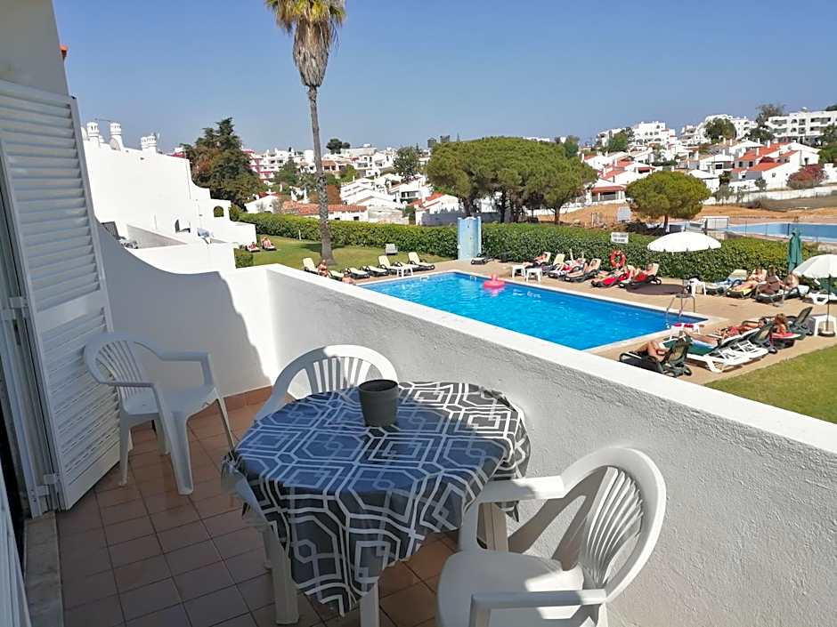 Oura Parque Apartamentos Turisticos