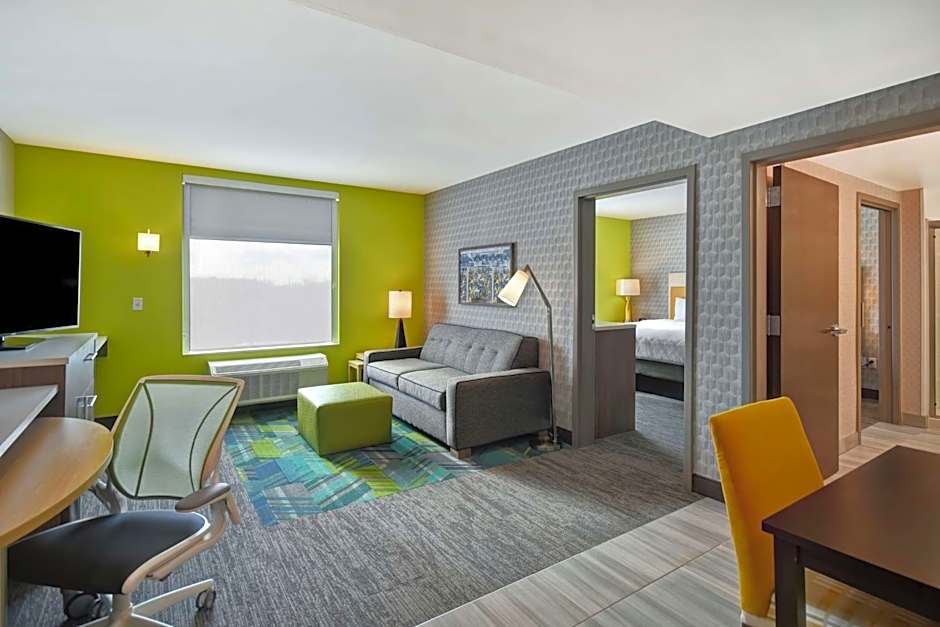 Photo 1 of 4 of 1 Queen Bed Suite, Mobility Accessible