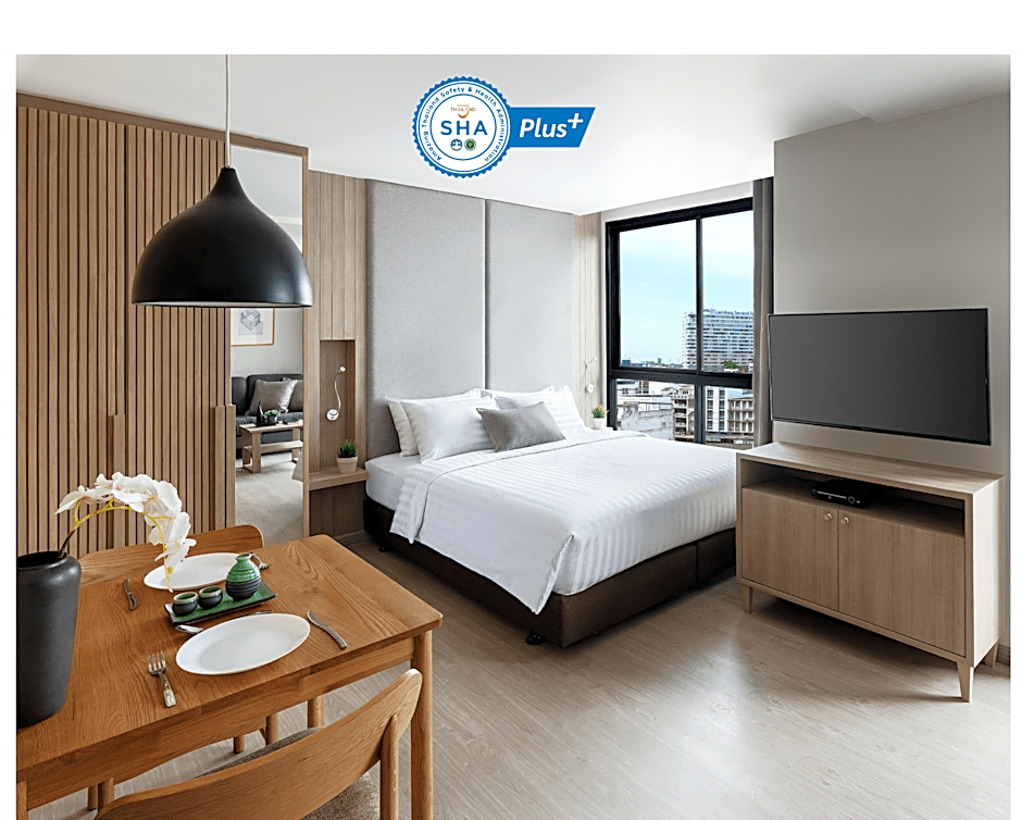 Madera Residence Sriracha