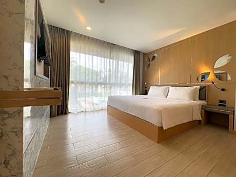 One Bedroom Suite City View, 1 King Bed, Non Smoking