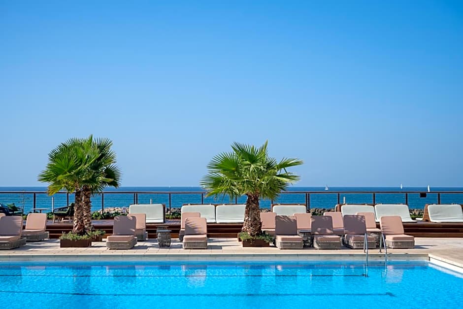 Dan Accadia Herzliya Hotel