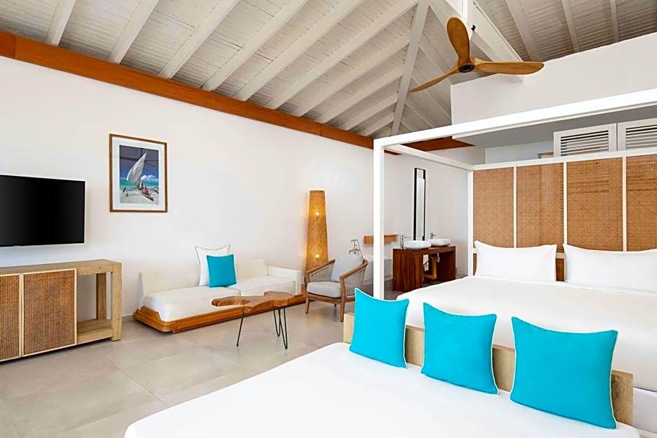 Le Mersenne Zanzibar, Autograph Collection