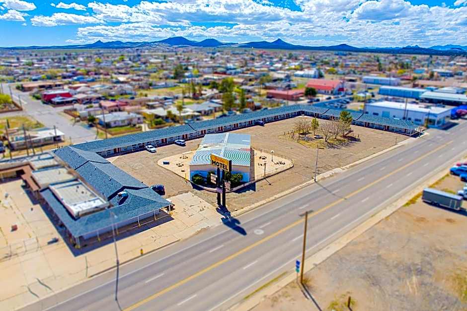 Holiday Motel, Lordsburg By OYO