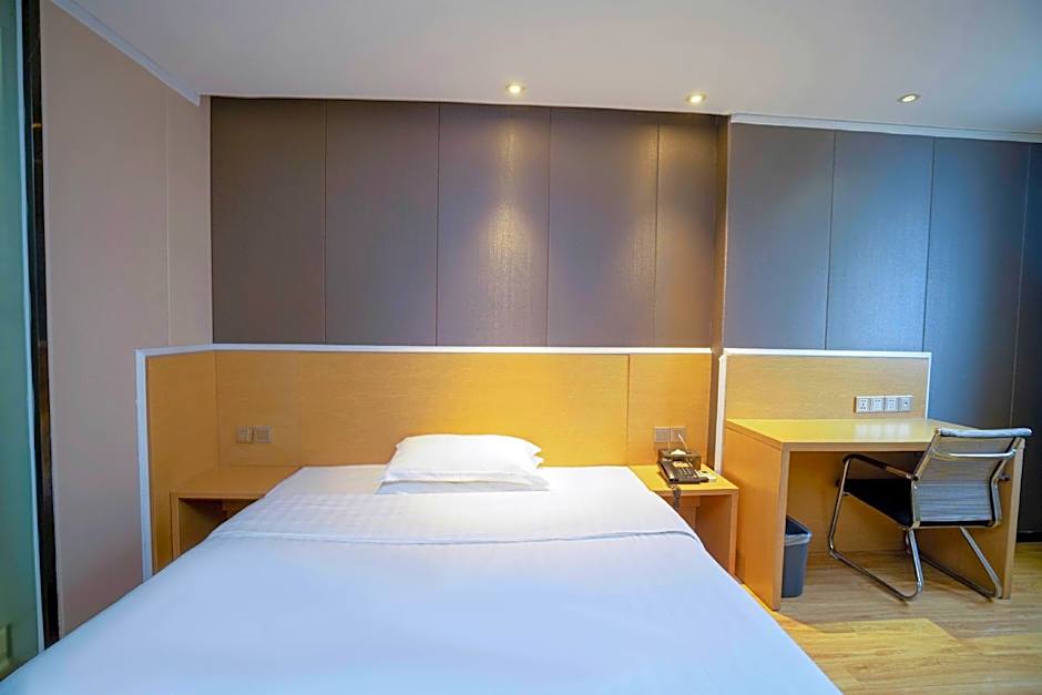 7 Days Inn Yunfu Luoding Central