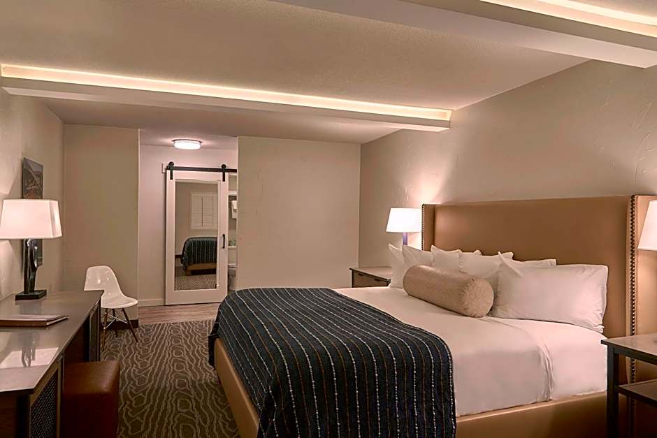 Fredericksburg Inn And Suites