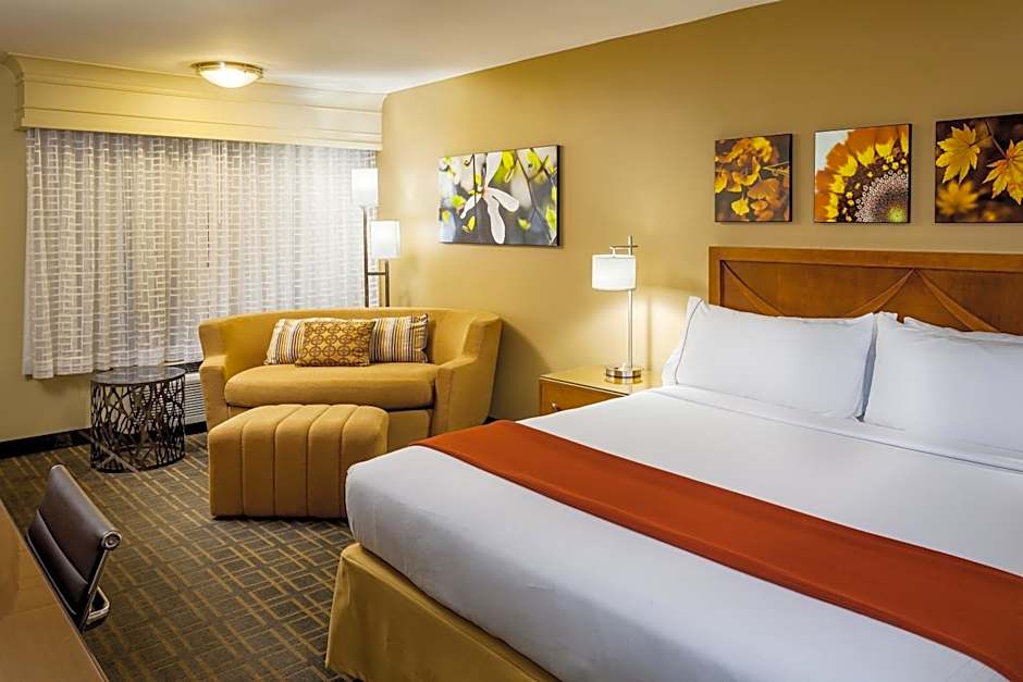 Holiday Inn Express Simi Valley By IHG