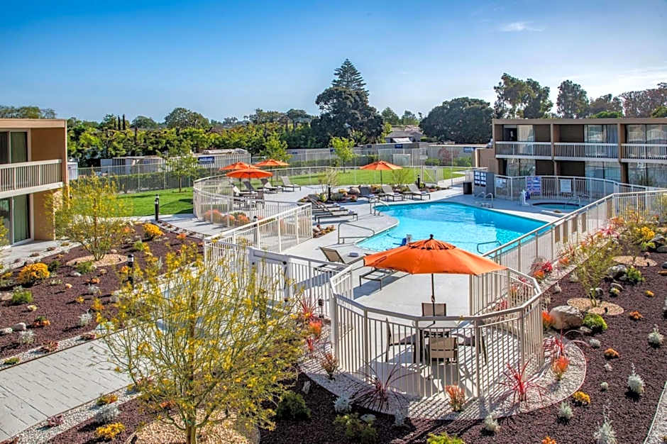 Holiday Inn Oxnard - Ventura by IHG