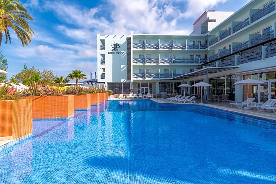 azuLine Hotel Pacific